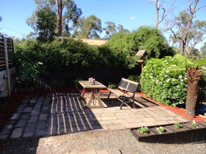 28 Old Warburton Highway, Seville East VIC 3139