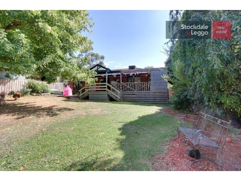 5 Amanda Court, Seville VIC 3139