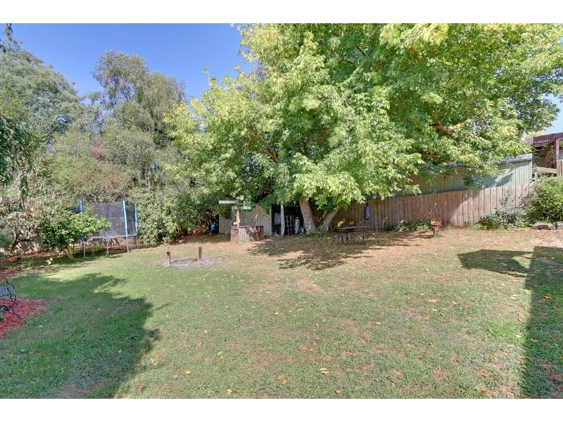 5 Amanda Court, Seville VIC 3139