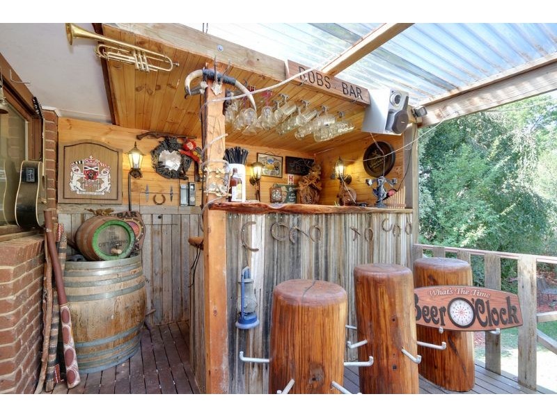 5 Amanda Court, Seville VIC 3139