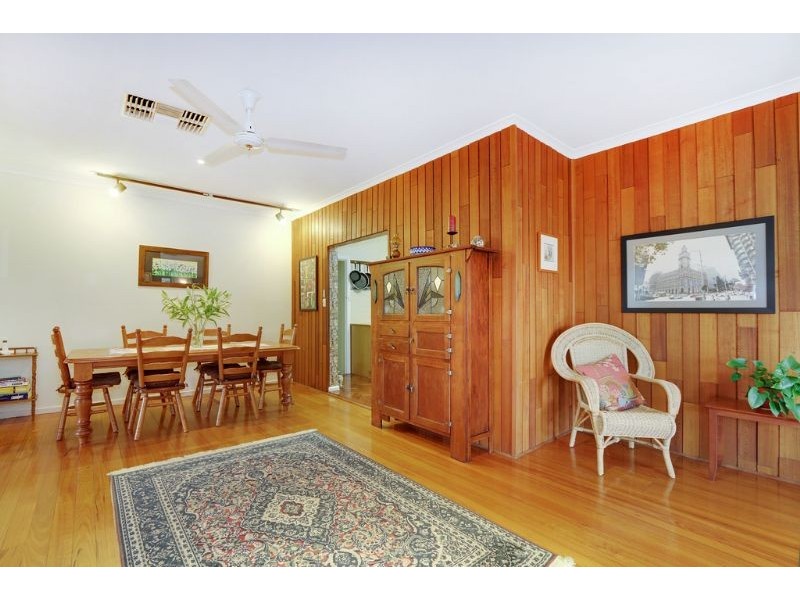 10 Avalon Grove, Ringwood North VIC 3134