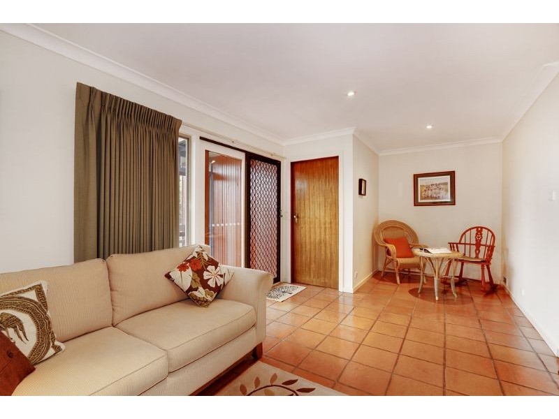 10 Avalon Grove, Ringwood North VIC 3134