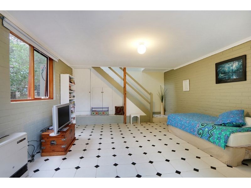 10 Avalon Grove, Ringwood North VIC 3134