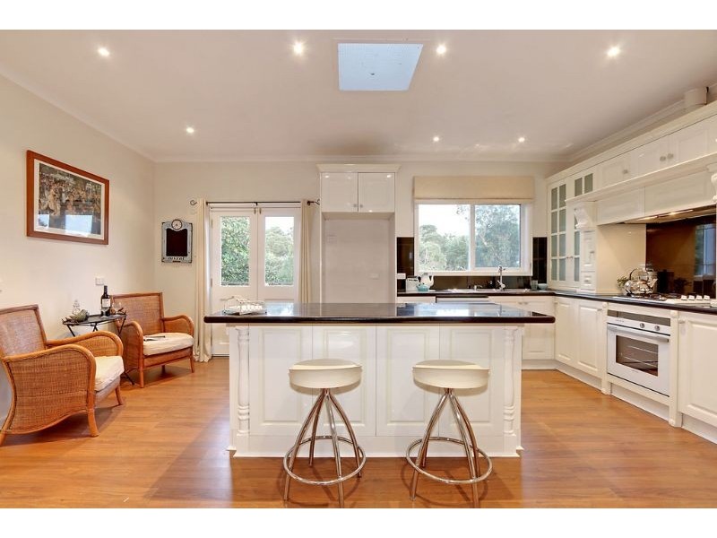 42 Mitchell Road, Lilydale VIC 3140