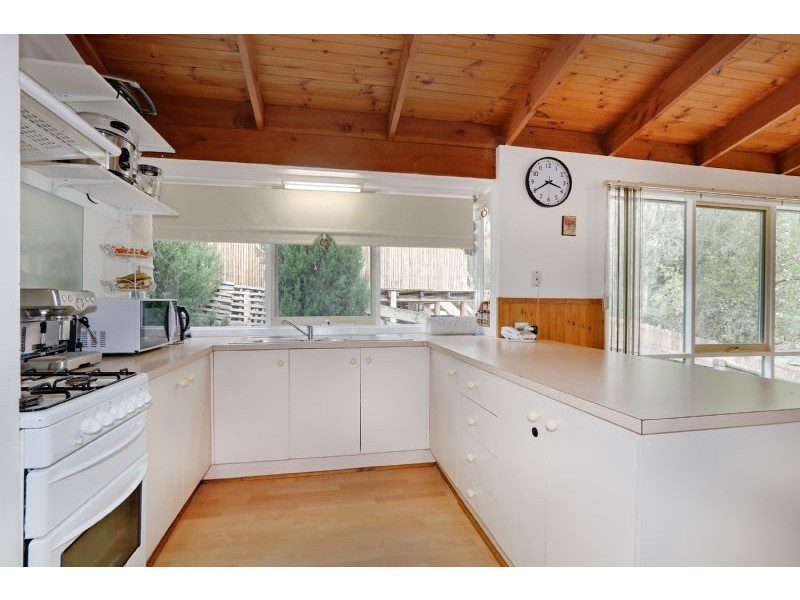 8 Marne Road, Mount Evelyn VIC 3796