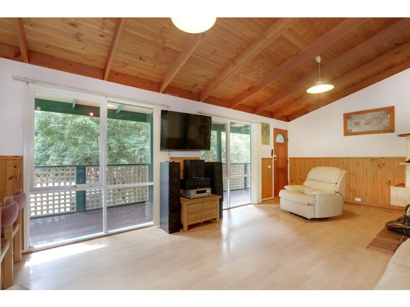 8 Marne Road, Mount Evelyn VIC 3796