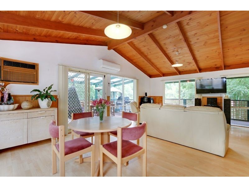 8 Marne Road, Mount Evelyn VIC 3796