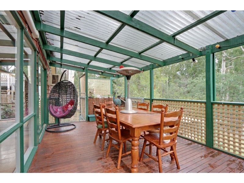 8 Marne Road, Mount Evelyn VIC 3796