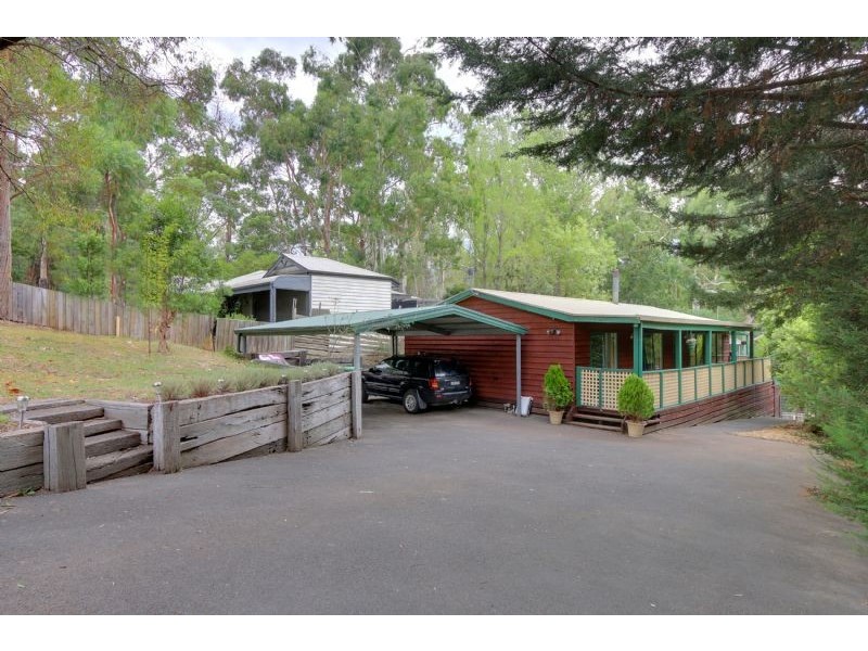 8 Marne Road, Mount Evelyn VIC 3796