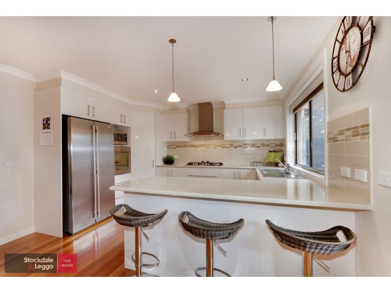 165A Cambridge Road, Mooroolbark VIC 3138