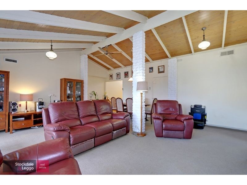 15 Stuart Road, Lilydale VIC 3140