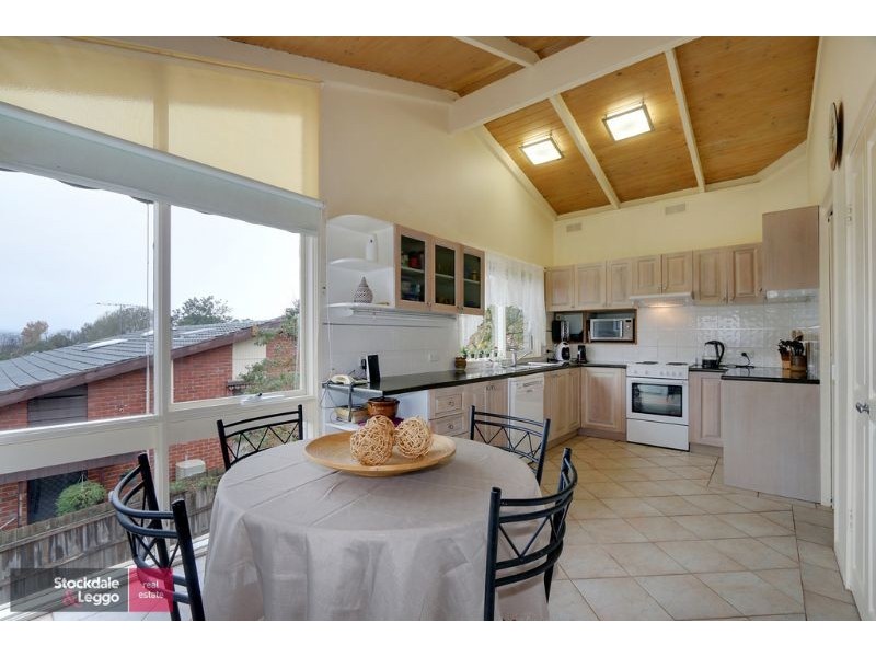 15 Stuart Road, Lilydale VIC 3140