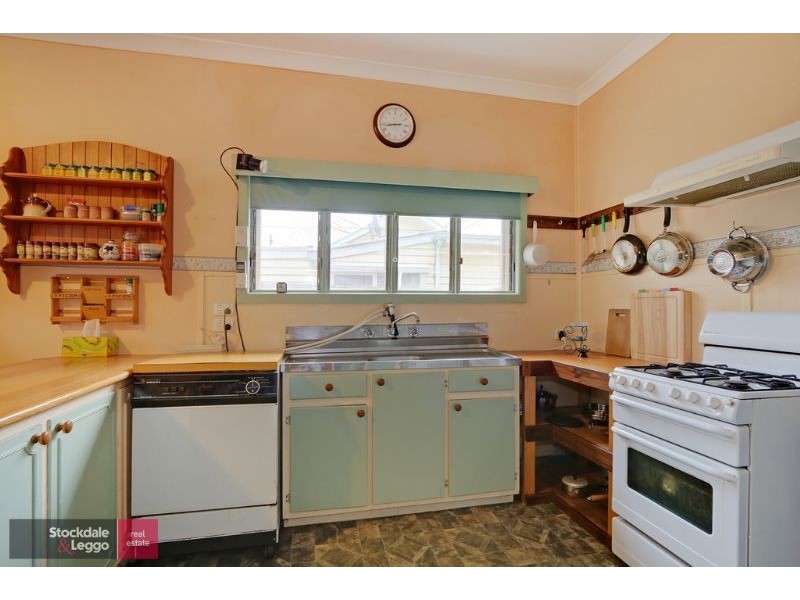 12 Sylvan Avenue, Warburton VIC 3799