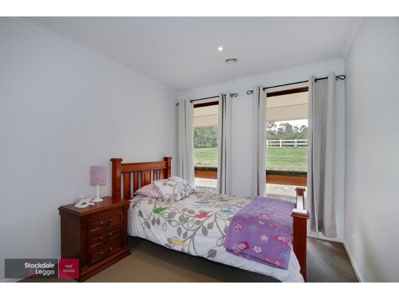 305 Warburton Highway, Wandin North VIC 3139