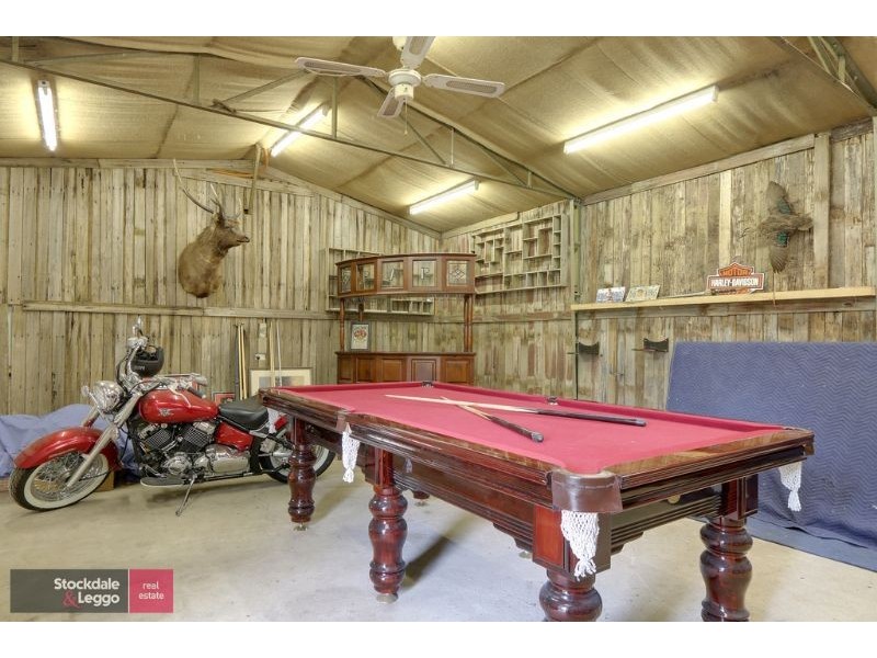 305 Warburton Highway, Wandin North VIC 3139