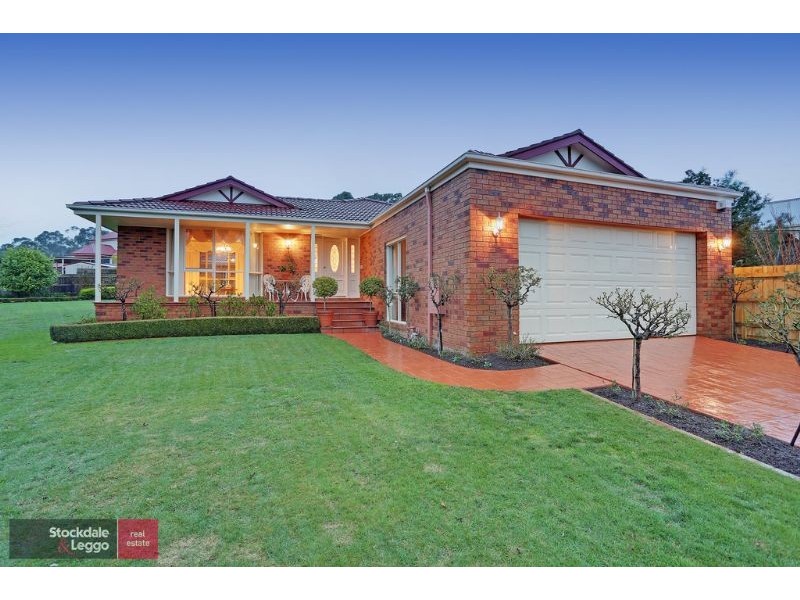2 Rotherwood Place, Lilydale VIC 3140