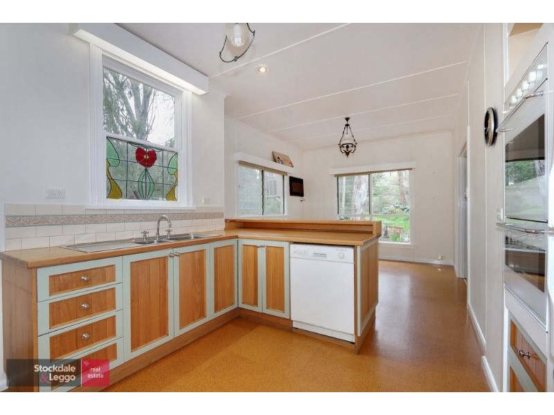 17 Stradbroke Road, Montrose VIC 3765