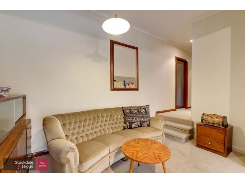 17 Stradbroke Road, Montrose VIC 3765