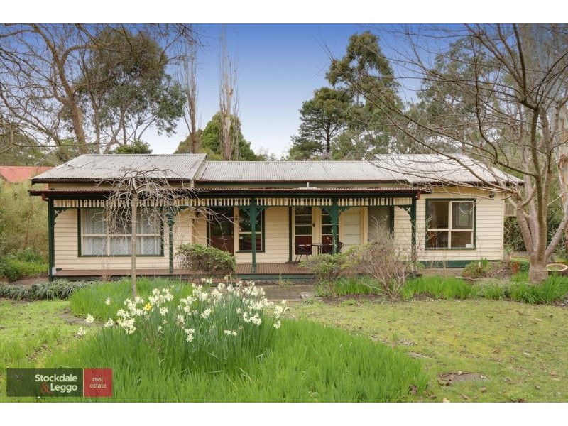 17 Stradbroke Road, Montrose VIC 3765