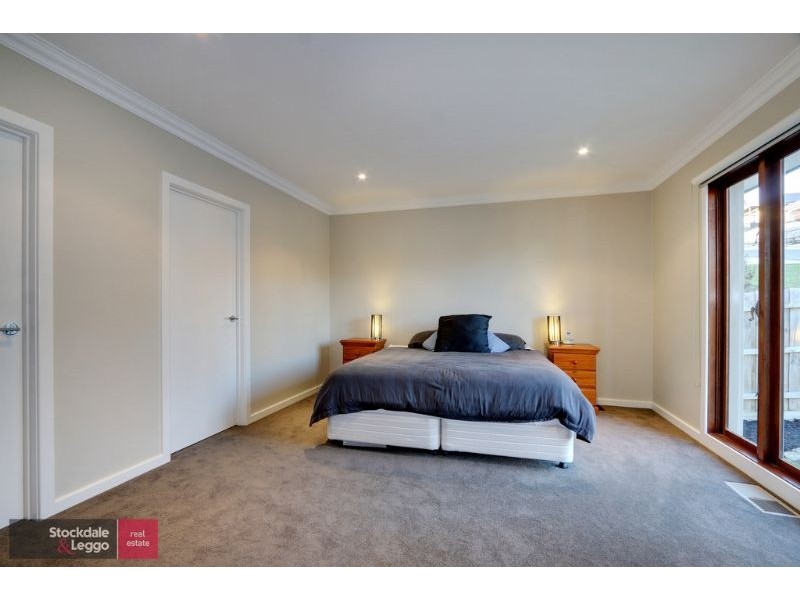 22 Grand View Grove, Lilydale VIC 3140