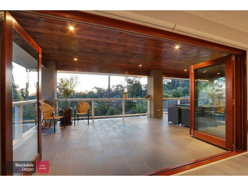 22 Grand View Grove, Lilydale VIC 3140