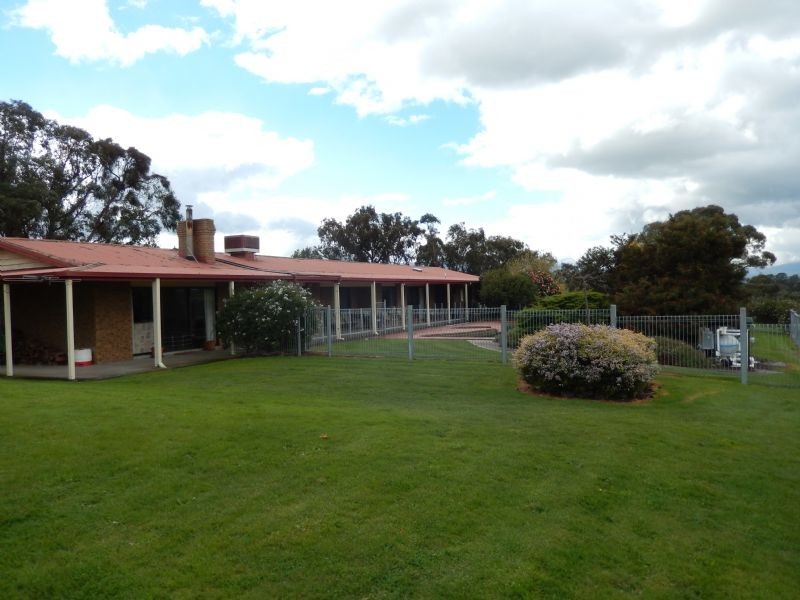 585 Victoria Rd, Gruyere VIC 3770