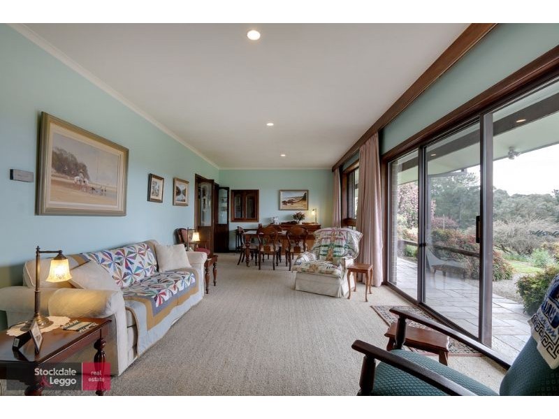 190 Douthie Road, Seville VIC 3139