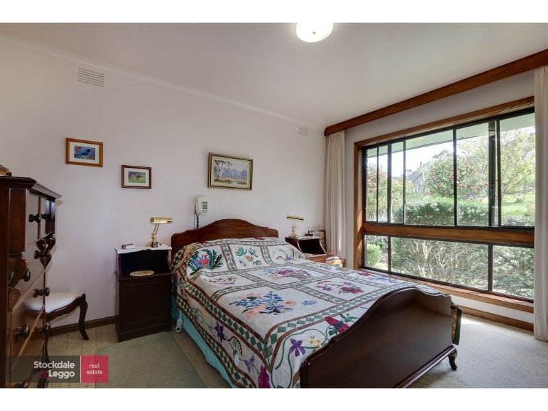 190 Douthie Road, Seville VIC 3139