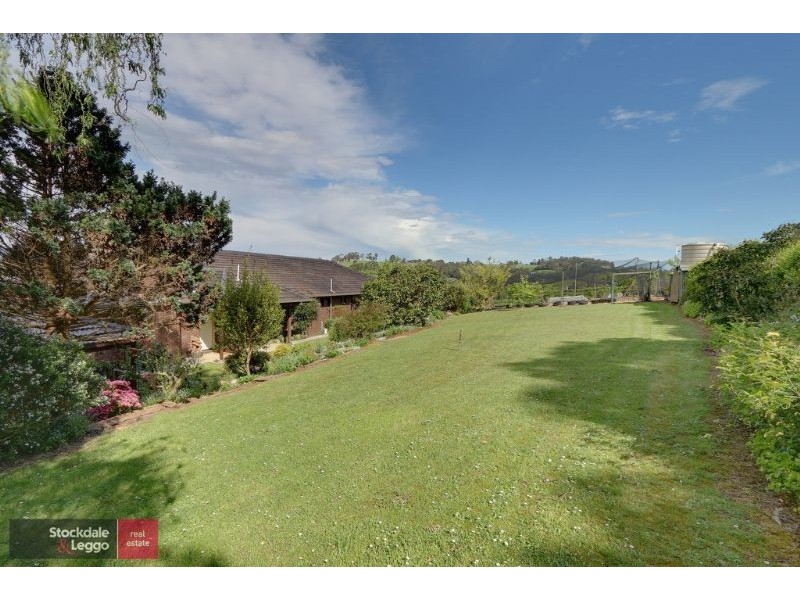 190 Douthie Road, Seville VIC 3139