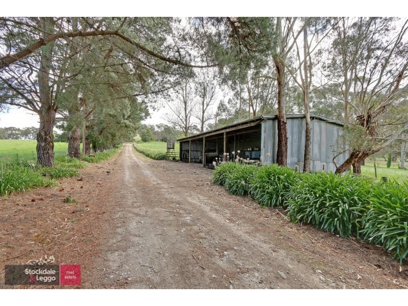 190 Douthie Road, Seville VIC 3139