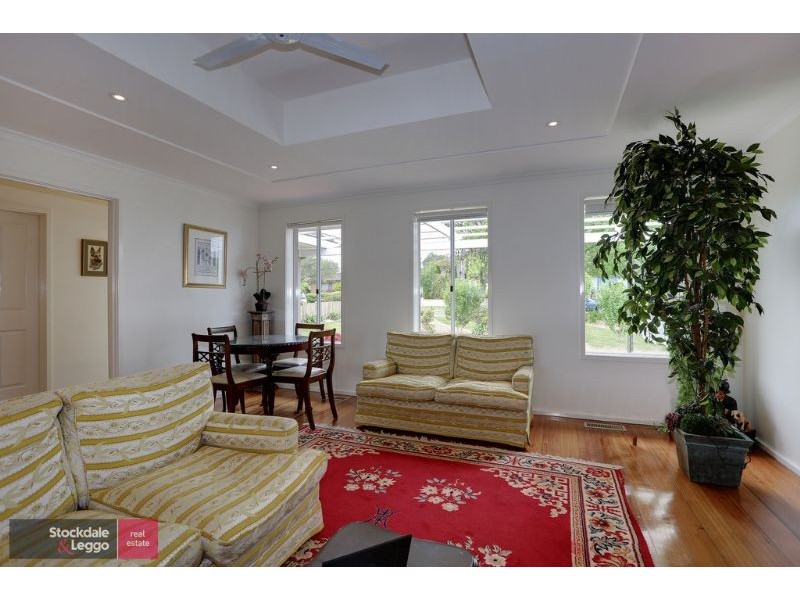 25 Blackburn Road, Mooroolbark VIC 3138