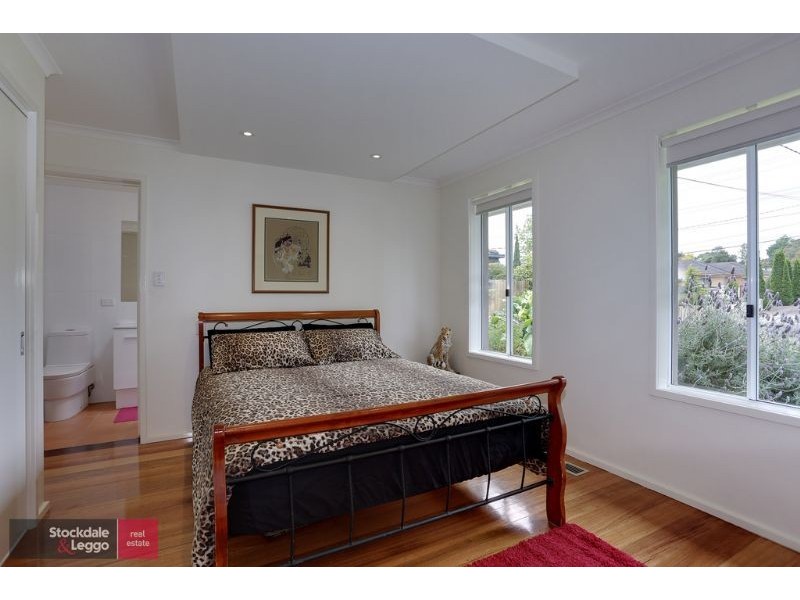 25 Blackburn Road, Mooroolbark VIC 3138