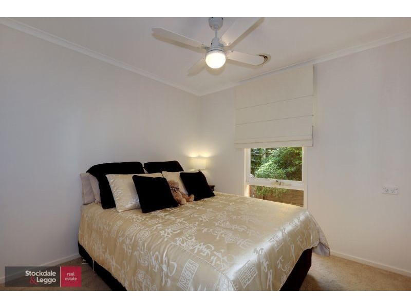 15 Commerford Place, Chirnside Park VIC 3116