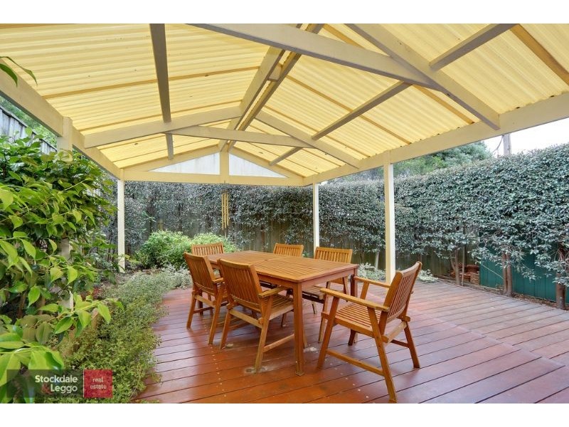 15 Commerford Place, Chirnside Park VIC 3116