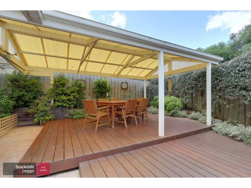 15 Commerford Place, Chirnside Park VIC 3116