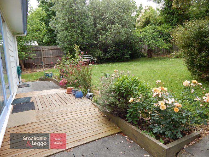 8 Evelyn Grove, Healesville VIC 3777