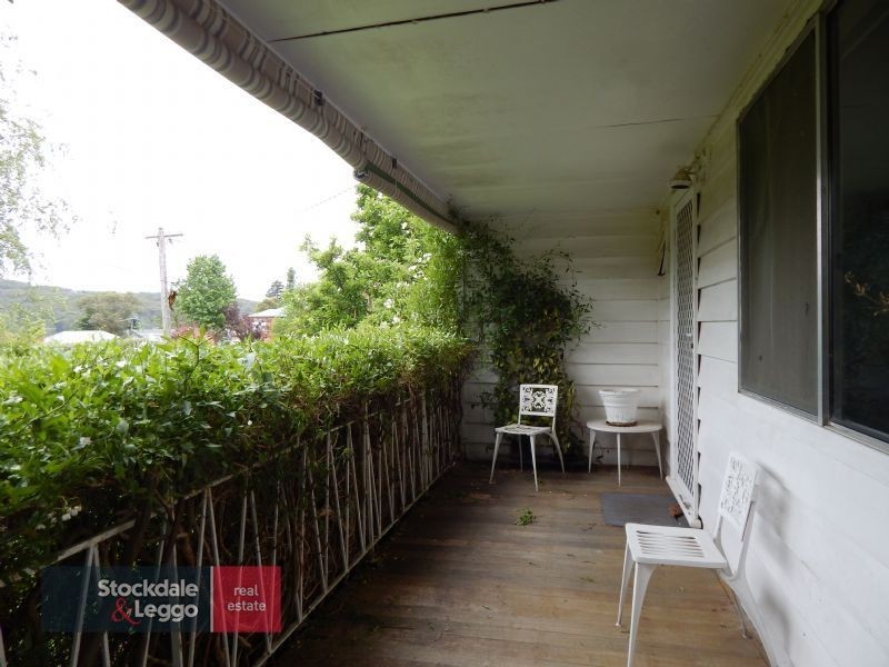 8 Evelyn Grove, Healesville VIC 3777