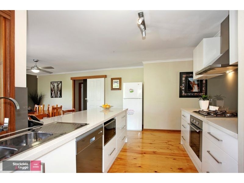 40 Bristol Crescent, Lilydale VIC 3140