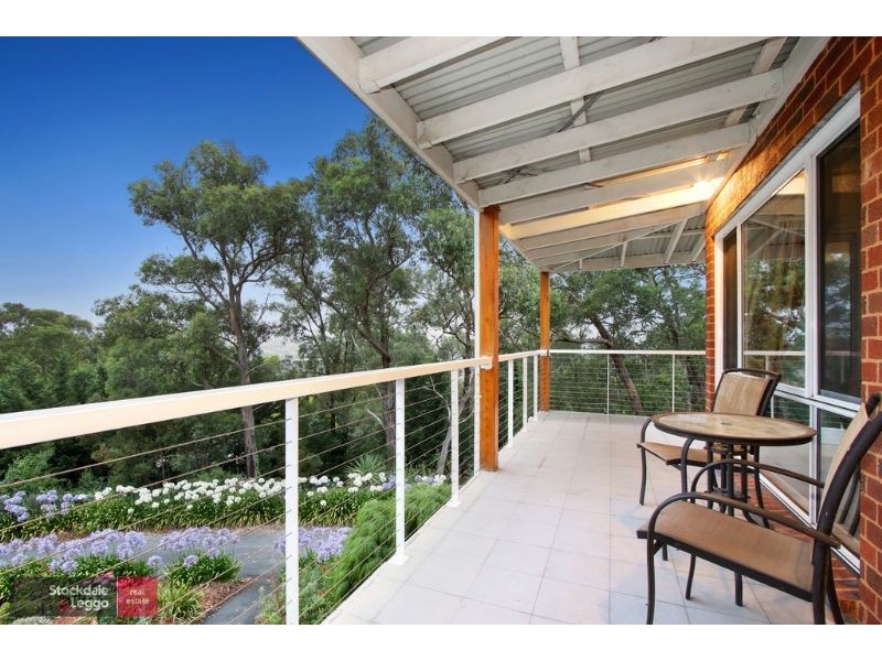 30 Peters Road, Seville East VIC 3139