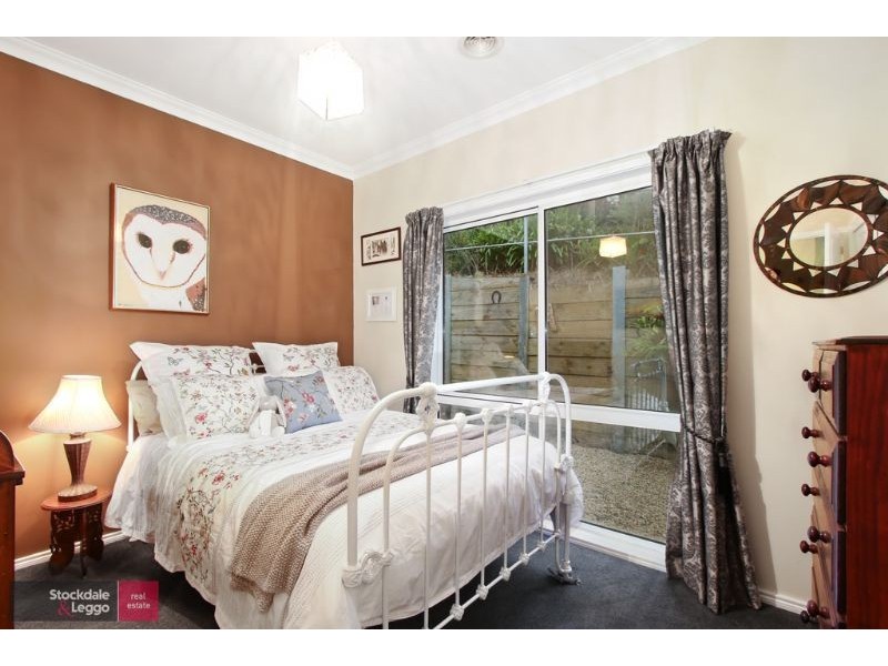 30 Peters Road, Seville East VIC 3139