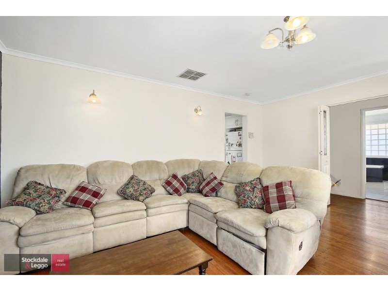 21 Blackburn Road, Mooroolbark VIC 3138