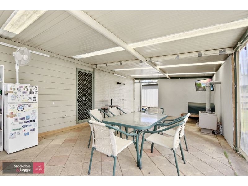 21 Blackburn Road, Mooroolbark VIC 3138
