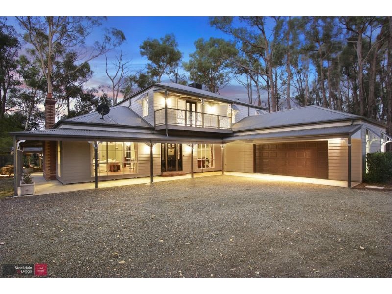 24 Rodger Road, Wandin North VIC 3139