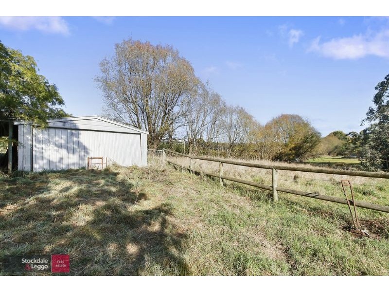 28 Carters Lane, Seville VIC 3139