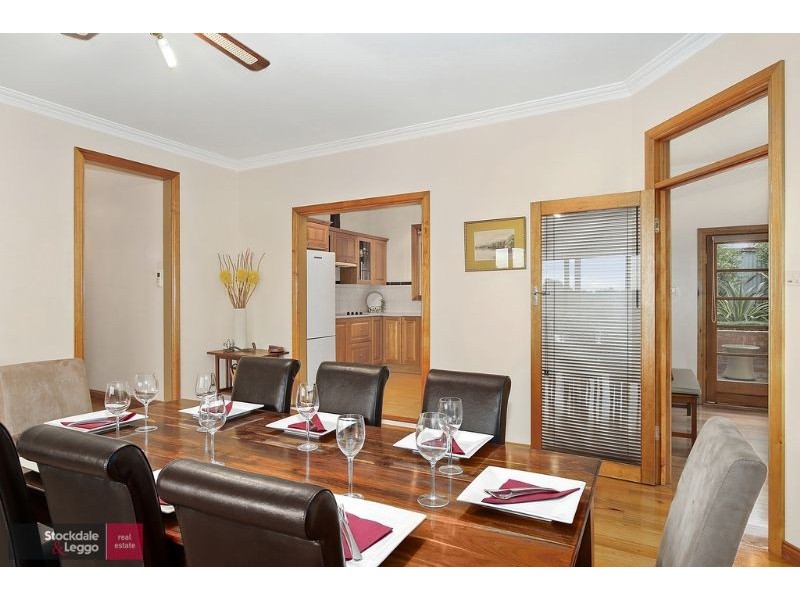 64 English Street, Seville VIC 3139
