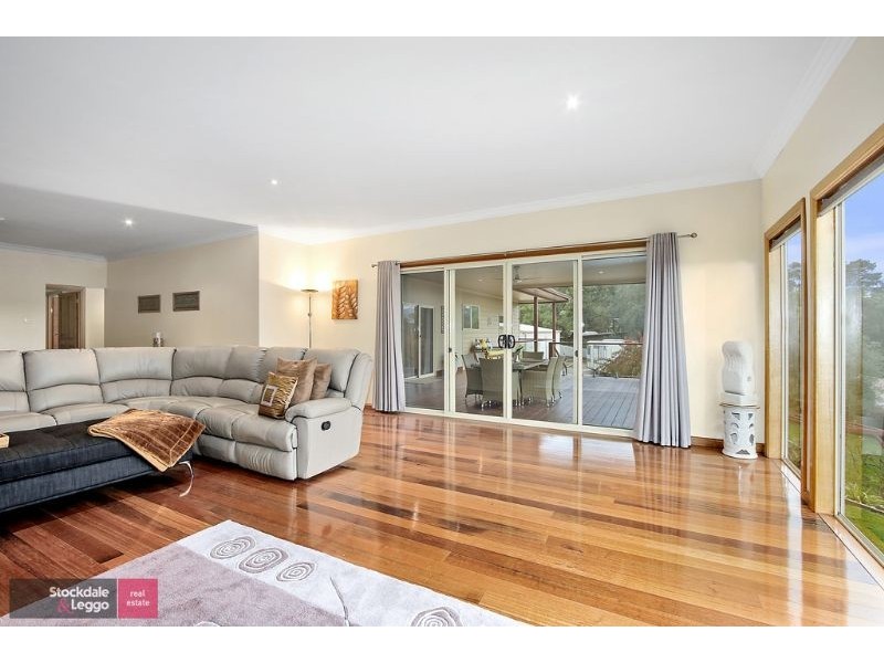 64 English Street, Seville VIC 3139