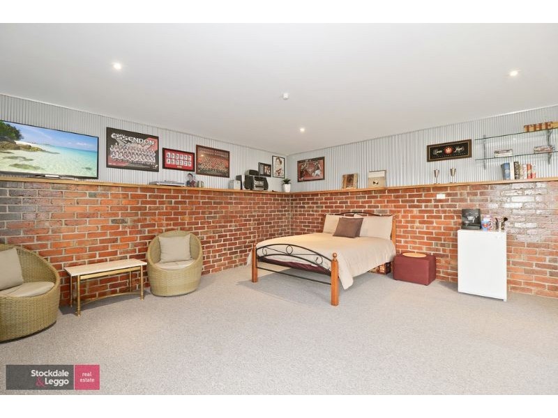 64 English Street, Seville VIC 3139