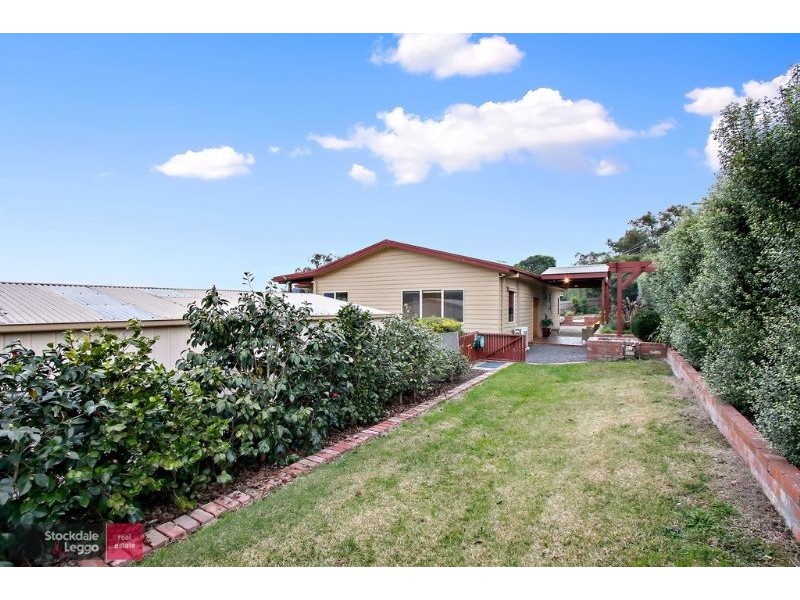 64 English Street, Seville VIC 3139