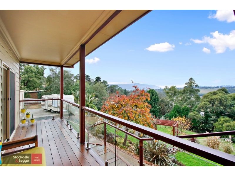 64 English Street, Seville VIC 3139