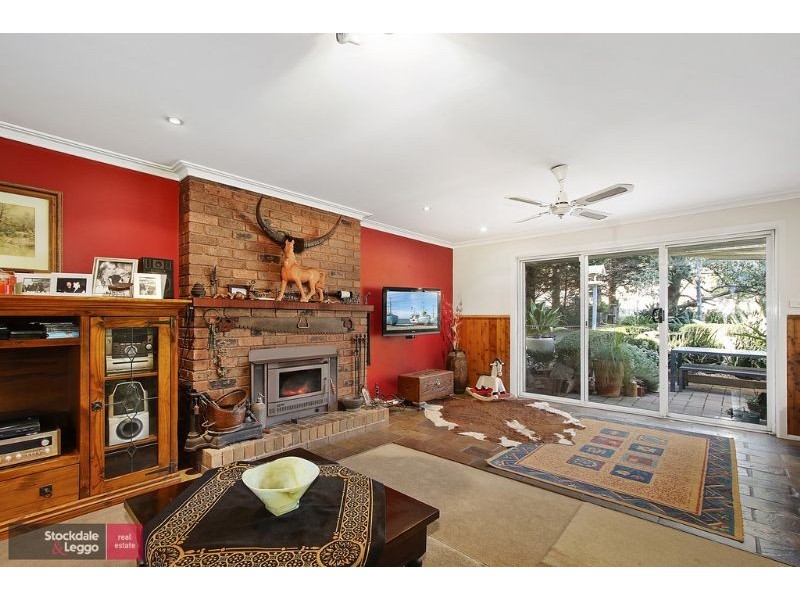 132 Warburton Highway, Lilydale VIC 3140